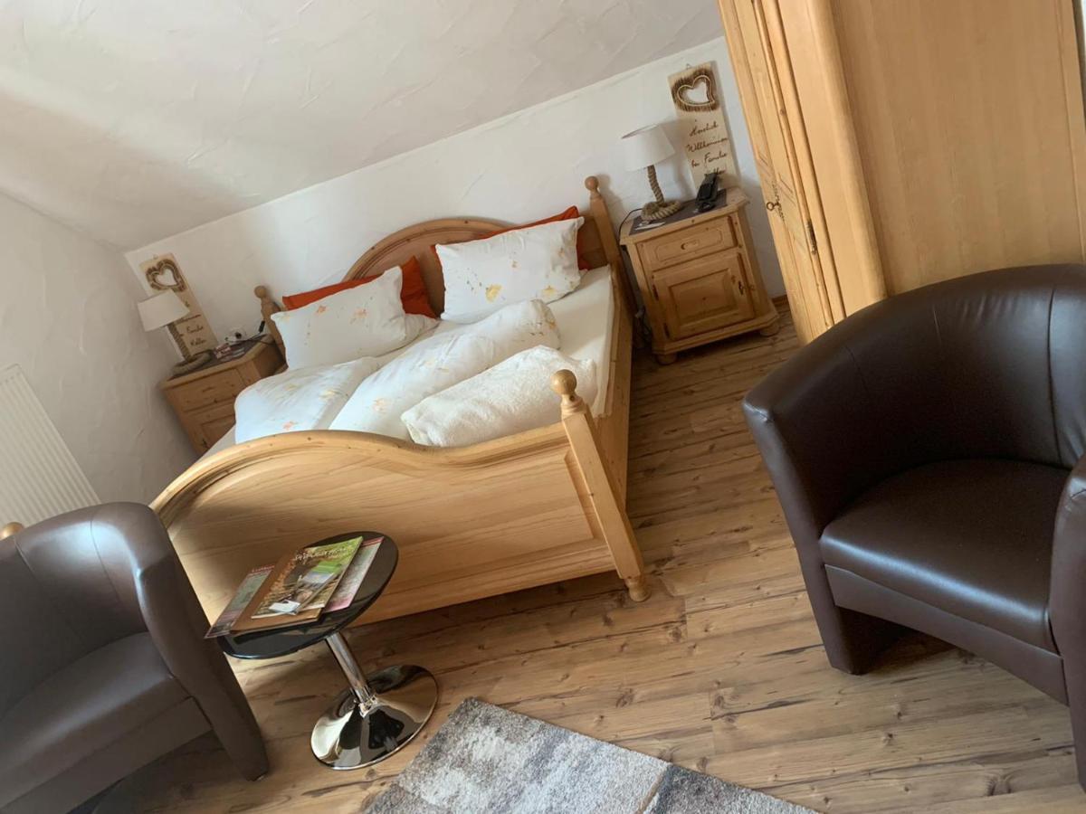 Hotel-Hauensteiner-Hof Bagian luar foto