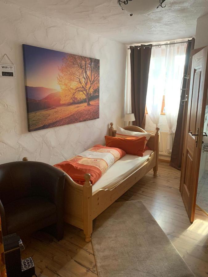Hotel-Hauensteiner-Hof Bagian luar foto