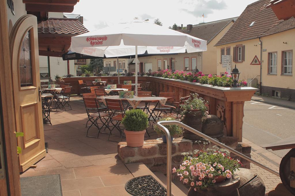 Hotel-Hauensteiner-Hof Bagian luar foto