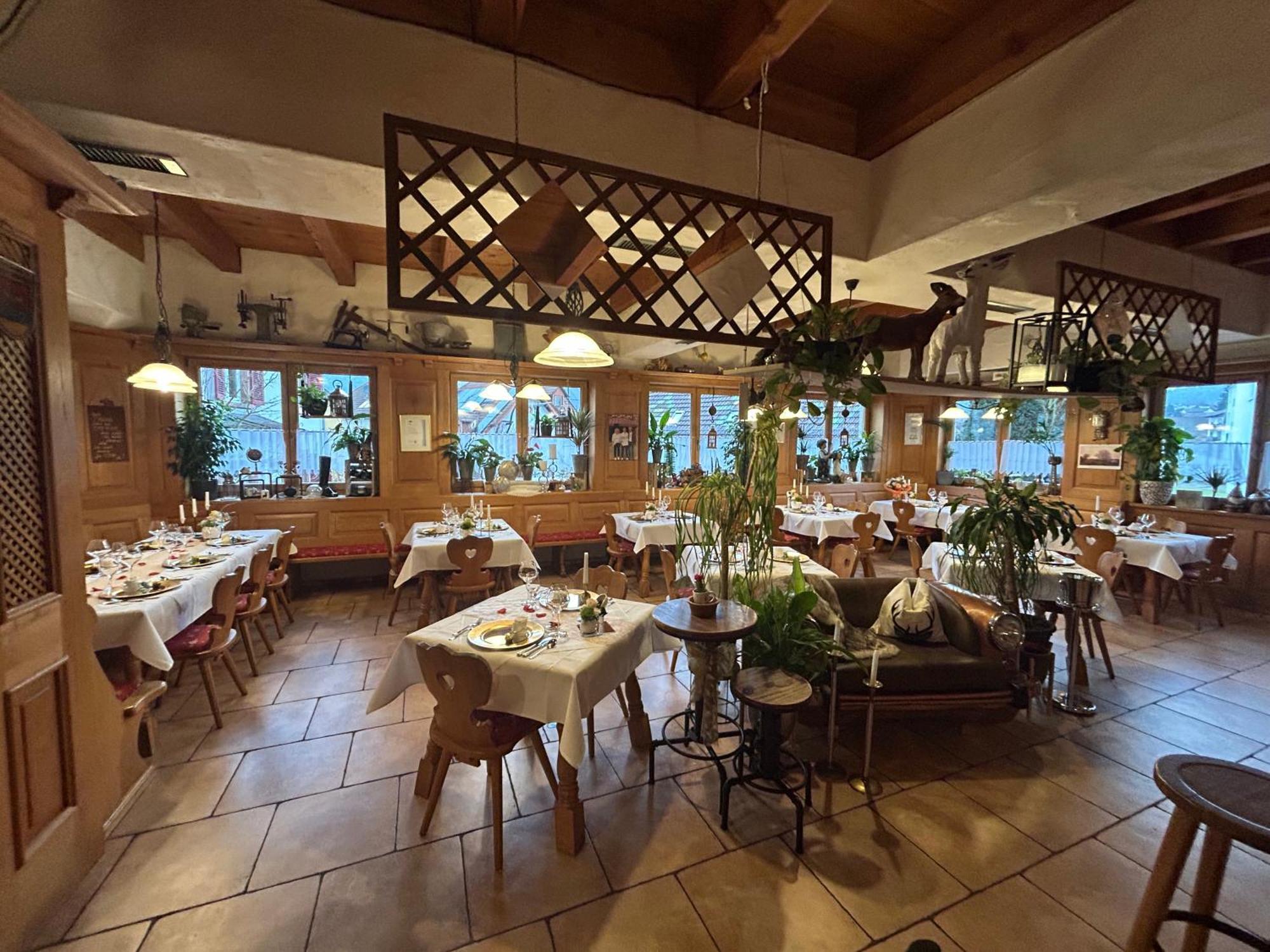Hotel-Hauensteiner-Hof Bagian luar foto