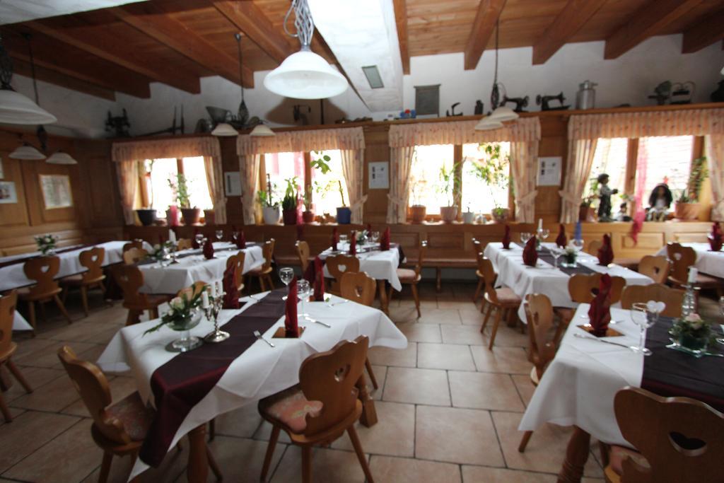 Hotel-Hauensteiner-Hof Bagian luar foto