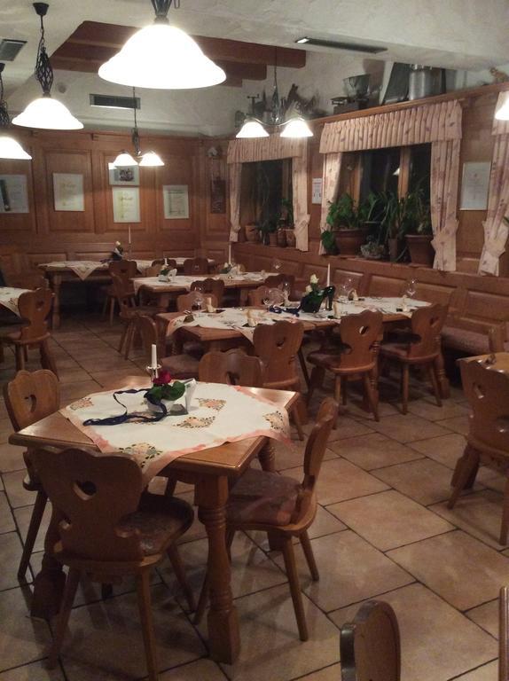 Hotel-Hauensteiner-Hof Bagian luar foto