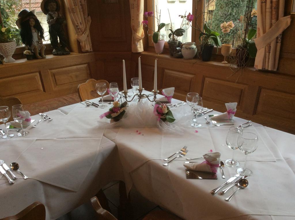 Hotel-Hauensteiner-Hof Bagian luar foto